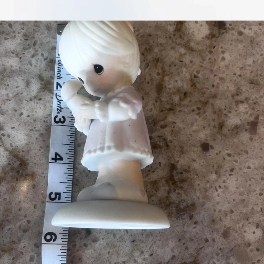 Precious Moments Easter Seals Figurine Always in His Care in excellent condition